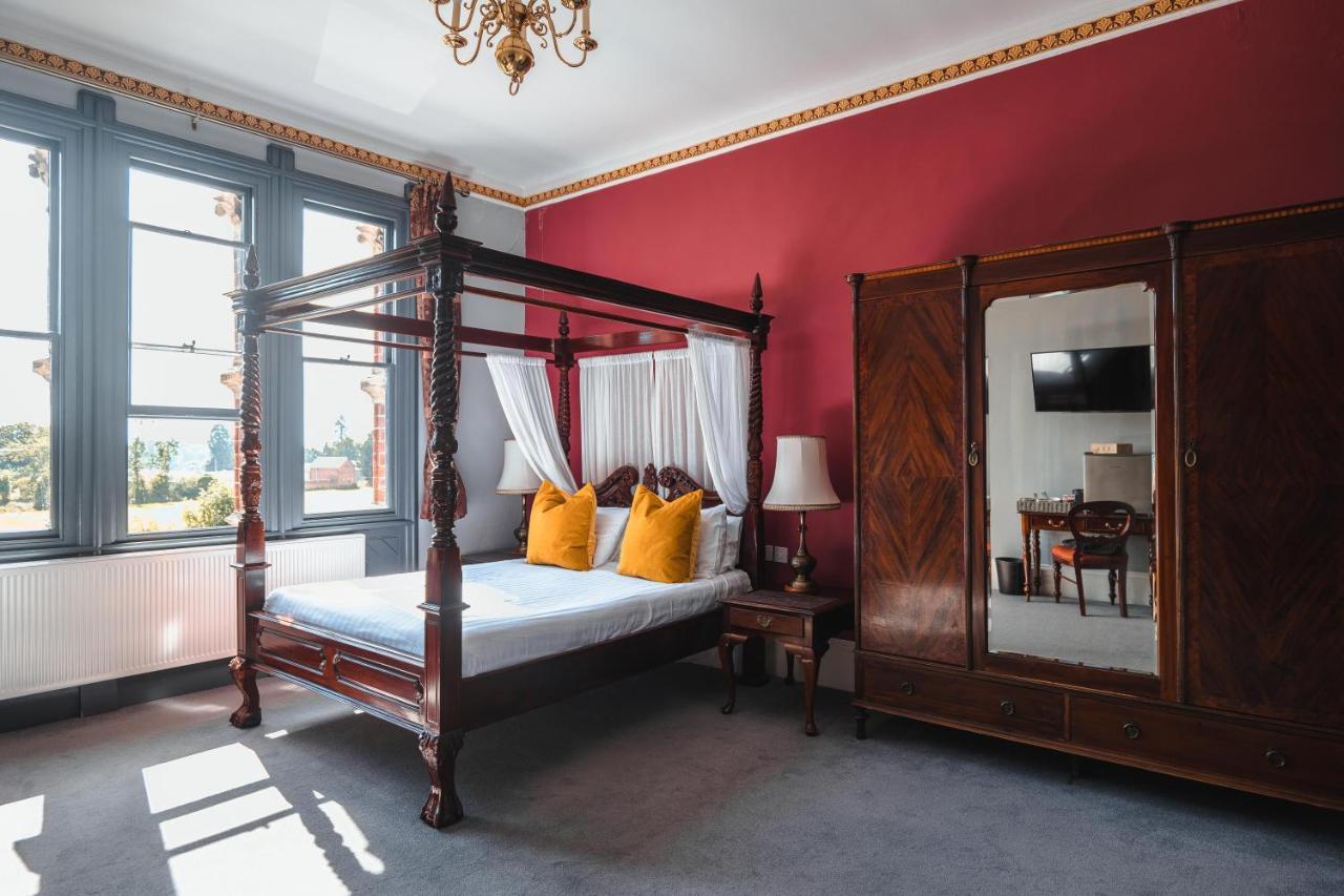 The Godwins Hotel Lugwardine Buitenkant foto