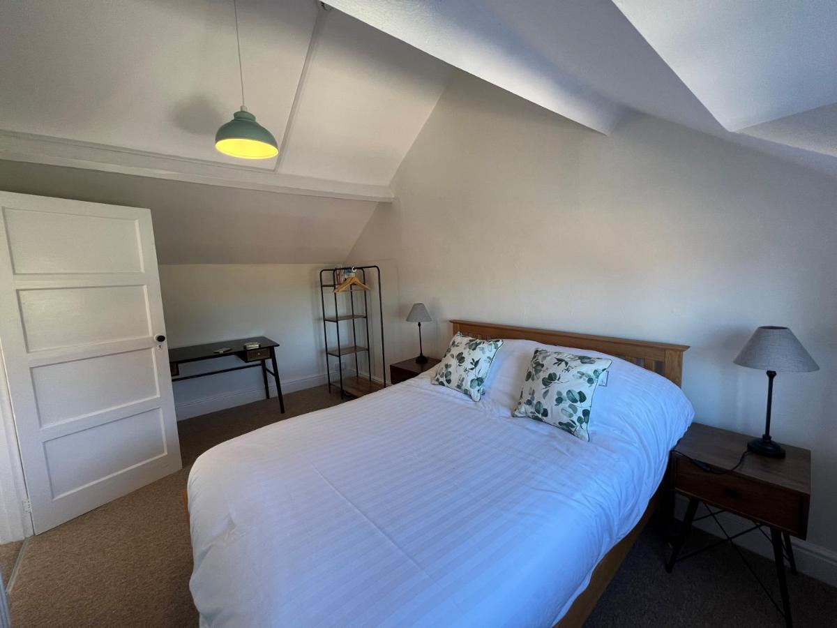 The Godwins Hotel Lugwardine Buitenkant foto